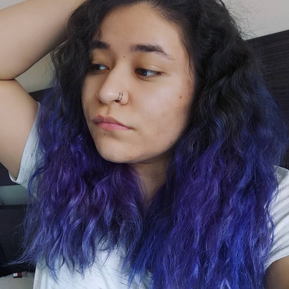 Meet your Posher, Andrea - Picture 6 of 7